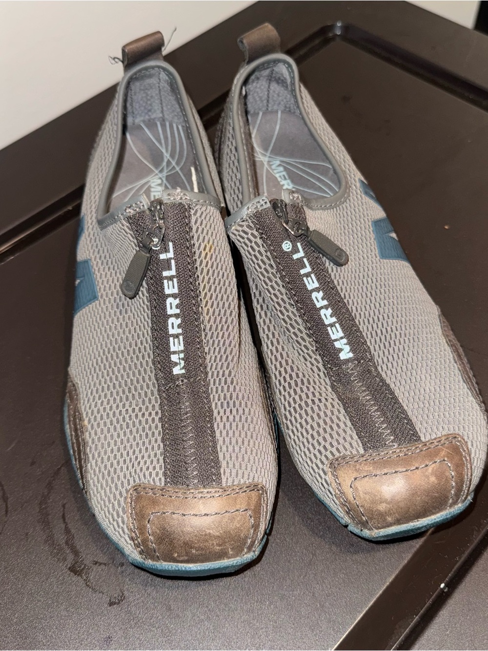 Merrell Men’s Gray Mesh Zip-Top Water Slip-Ons with Blue Accents